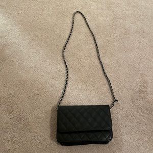Black crossbody purse